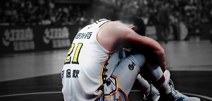 魔术逆转广东队，胡金秋统治全场