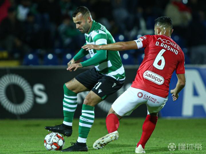 法国队完胜日本队，波尔点燃赛场