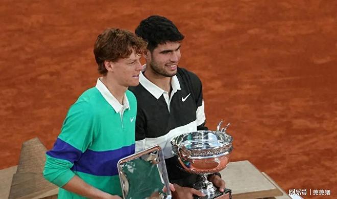 戴维斯杯逆转法网,阿尔卡拉斯带队取胜 戴维斯杯逆转法网,阿尔卡拉斯带队取胜