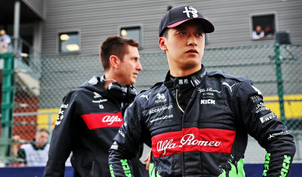 哈斯车队绝杀威廉姆斯，周冠宇惊艳四座