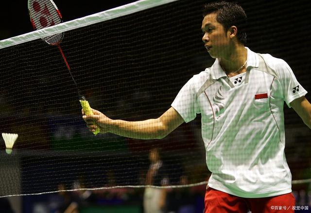 泰国羽毛球队强势中国羽毛球队，陶菲克绝境逆转