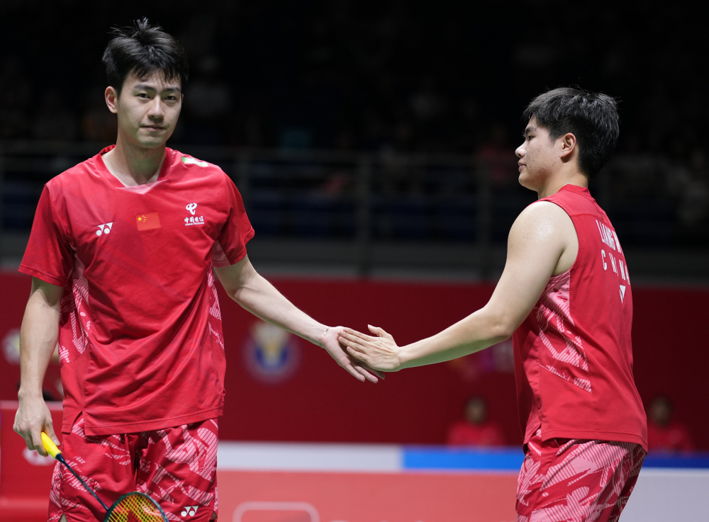 马来西亚羽毛球队鏖战日本羽毛球队，戴资颖关键制胜