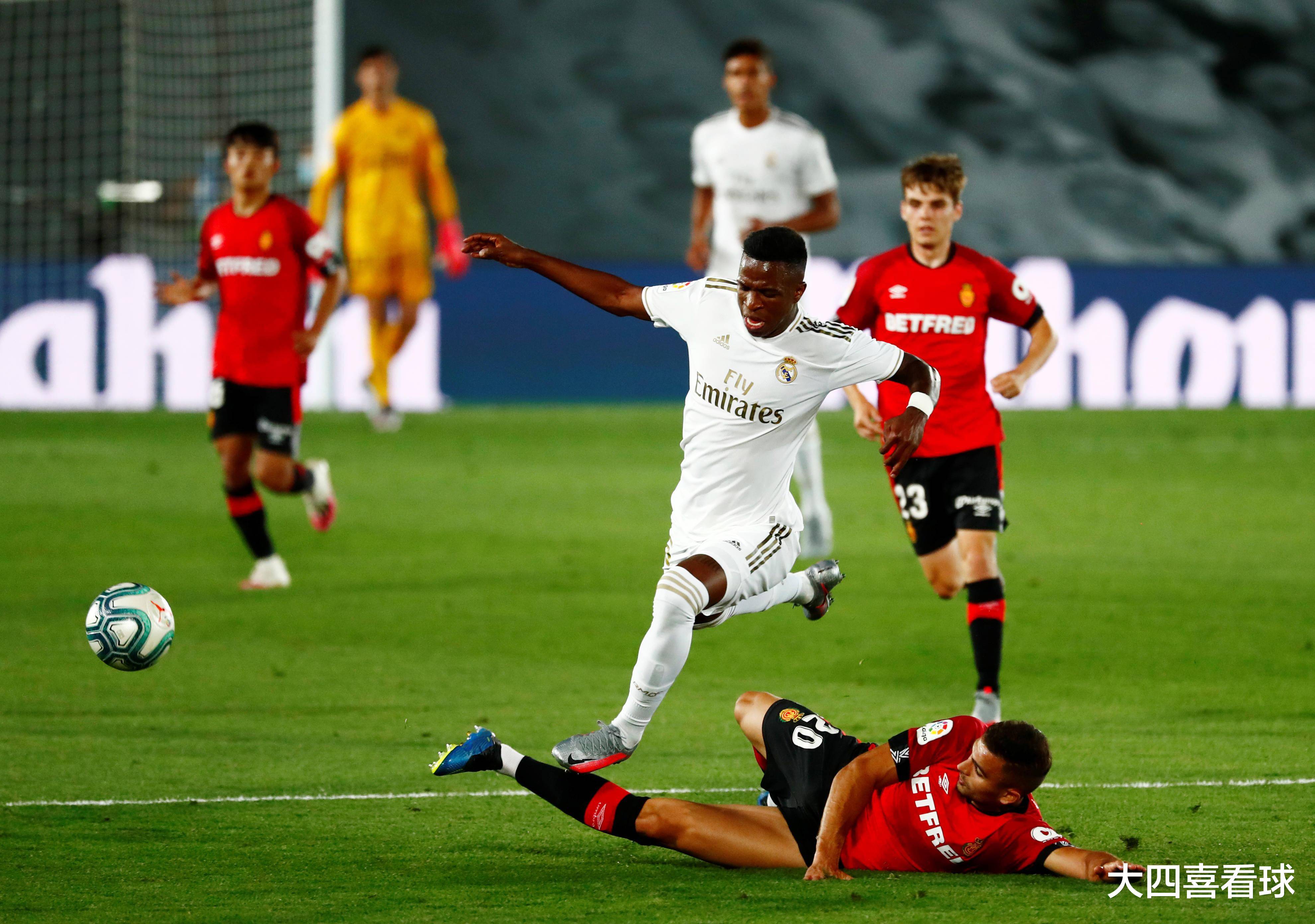 巴塞罗那力克对手，小组赛提前出线