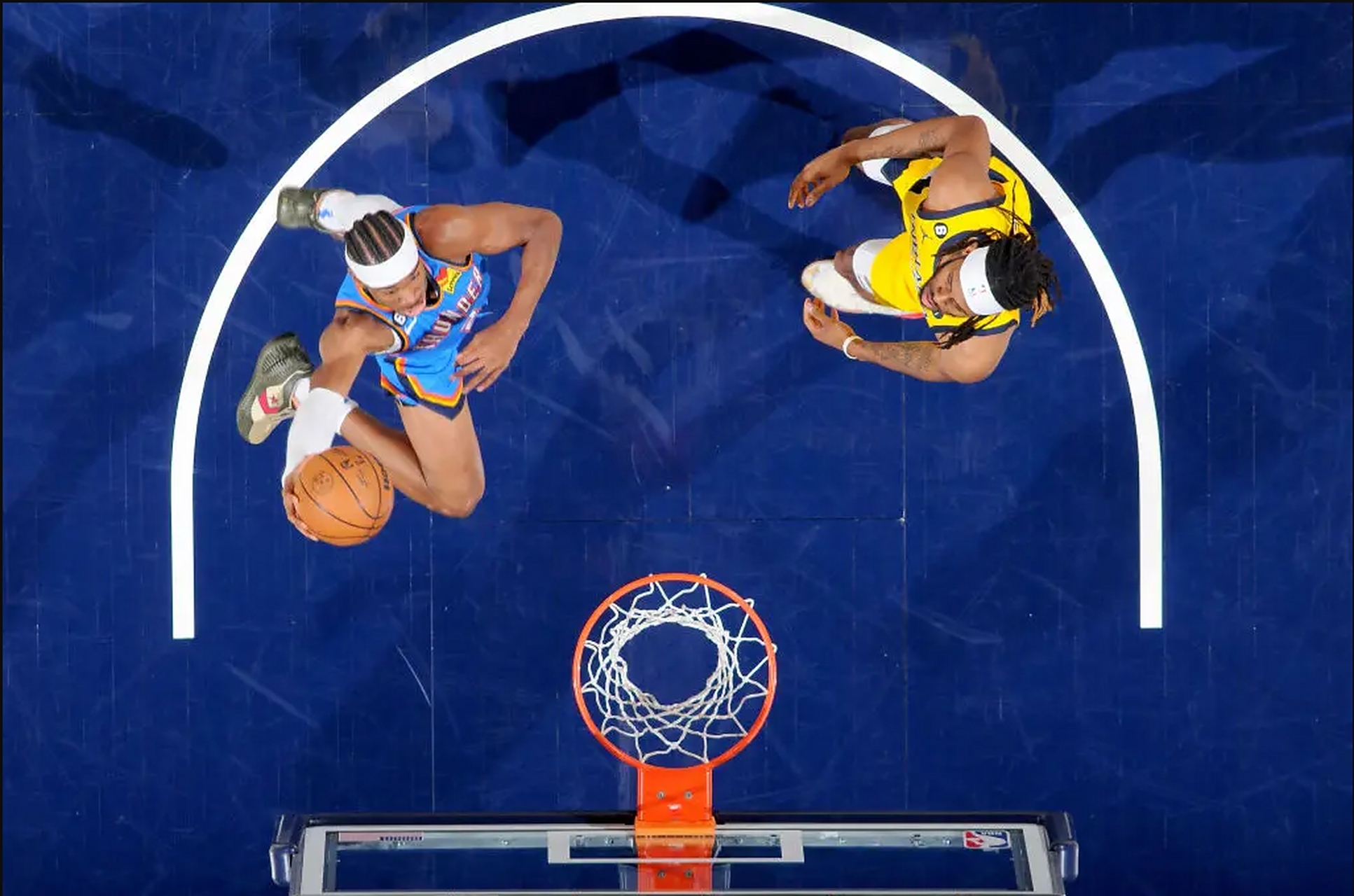 步行者翻盘湖人，霍勒迪点燃赛场