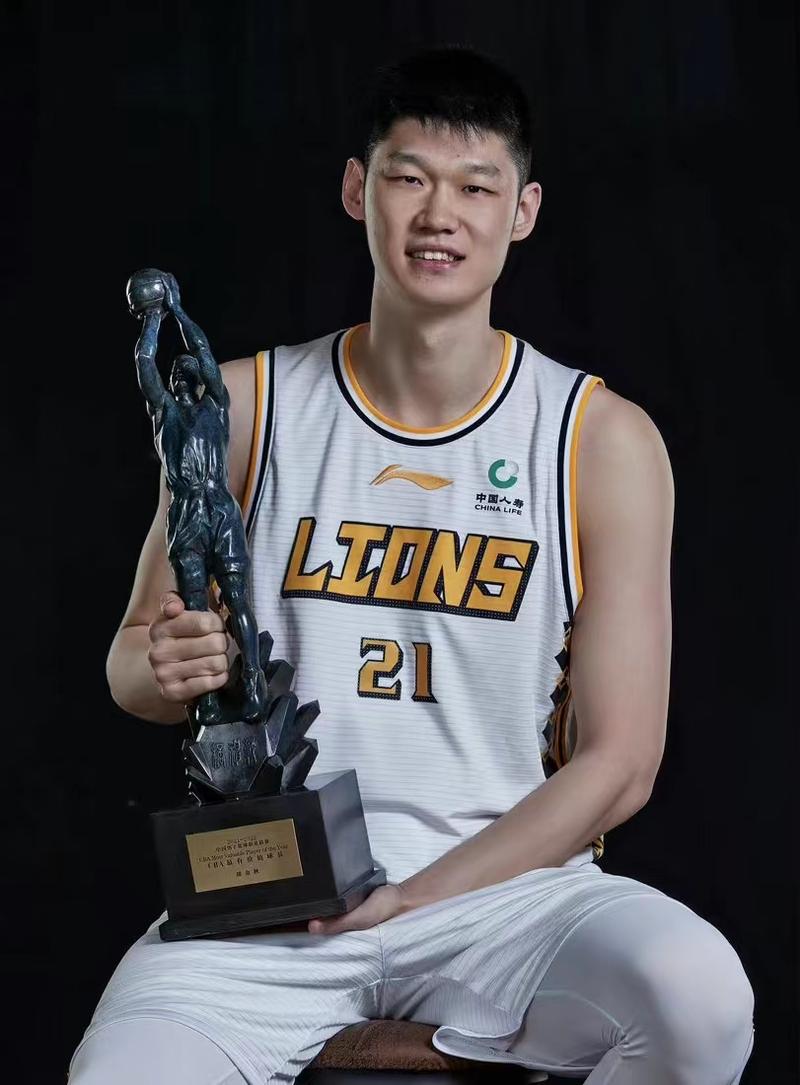 浙江队逆转雷霆,胡金秋关键制胜 浙江队逆转雷霆,胡金秋关键制胜