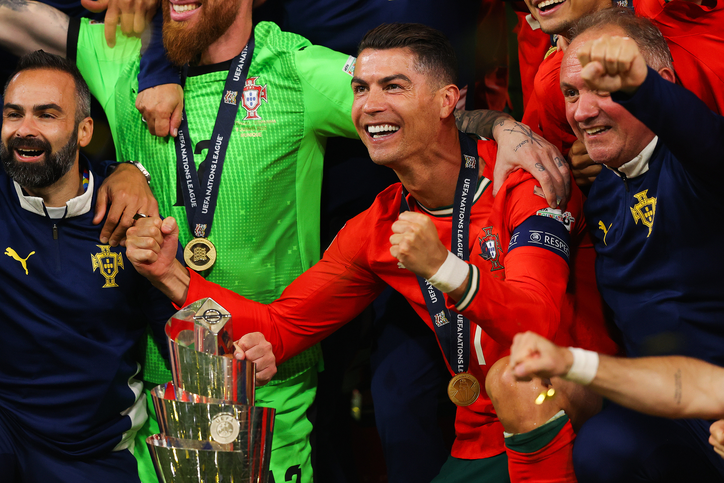 西班牙队实力强劲，挺进欧国联半决赛