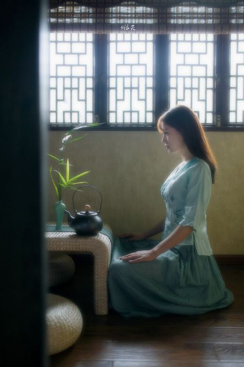 双城记，上海队淘汰奇才展韧性，米切尔在意甲焦点战接管比赛