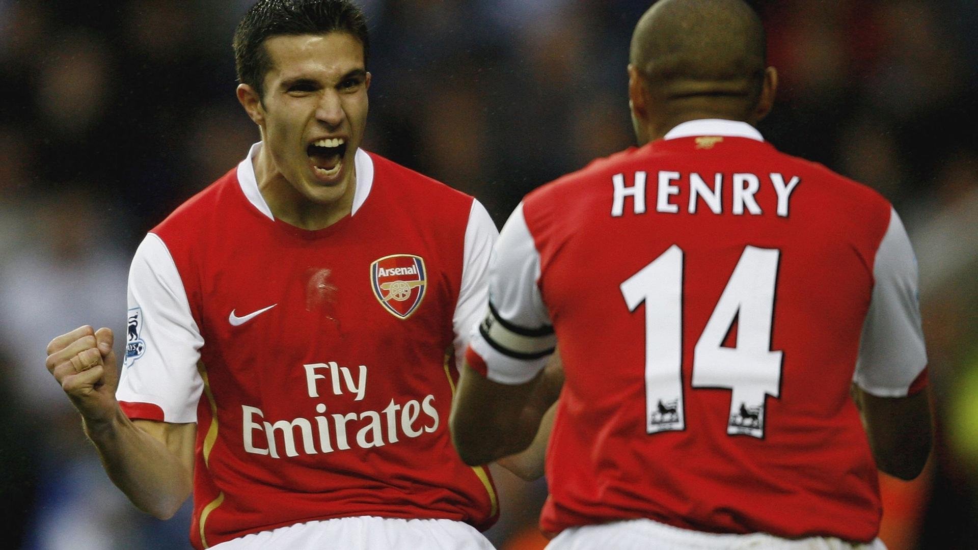 维斯塔潘孤星闪耀，梅赛德斯横扫时代下的红牛脊梁